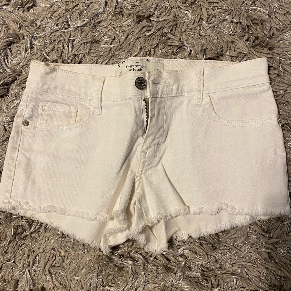 Abercrombie short shorts - Picture 2 of 4